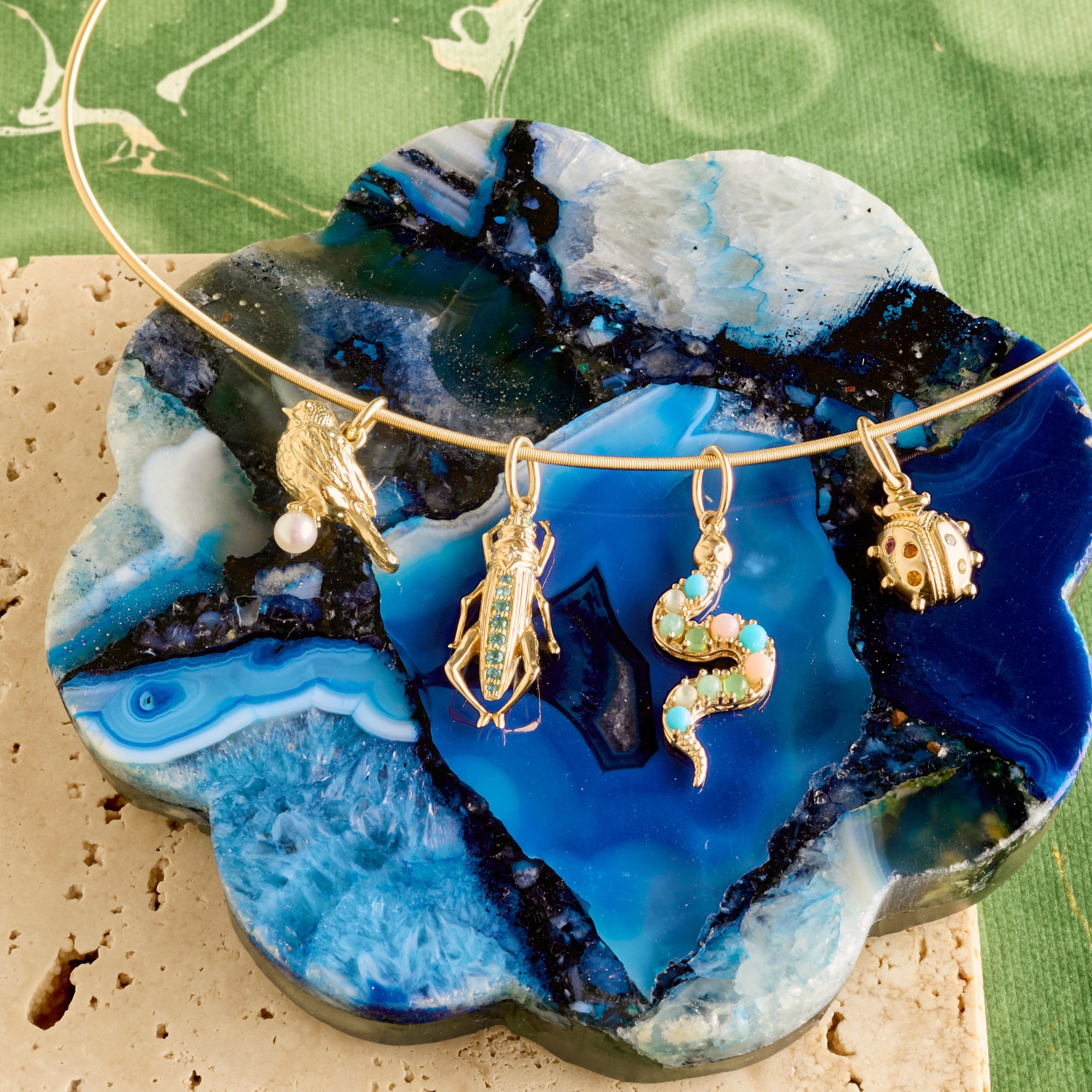 LUCKY Sky High Hopper Pendant in Solid Gold