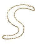 Gold chain featuring various link sizes