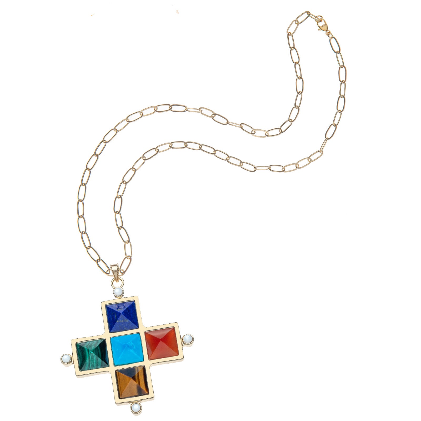 Protect Gardez Bien Pyramid Pendant on the drawn link chain