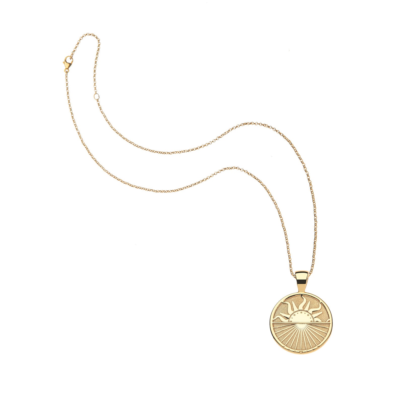 Strong over the horizon coin on the classic rolo chain