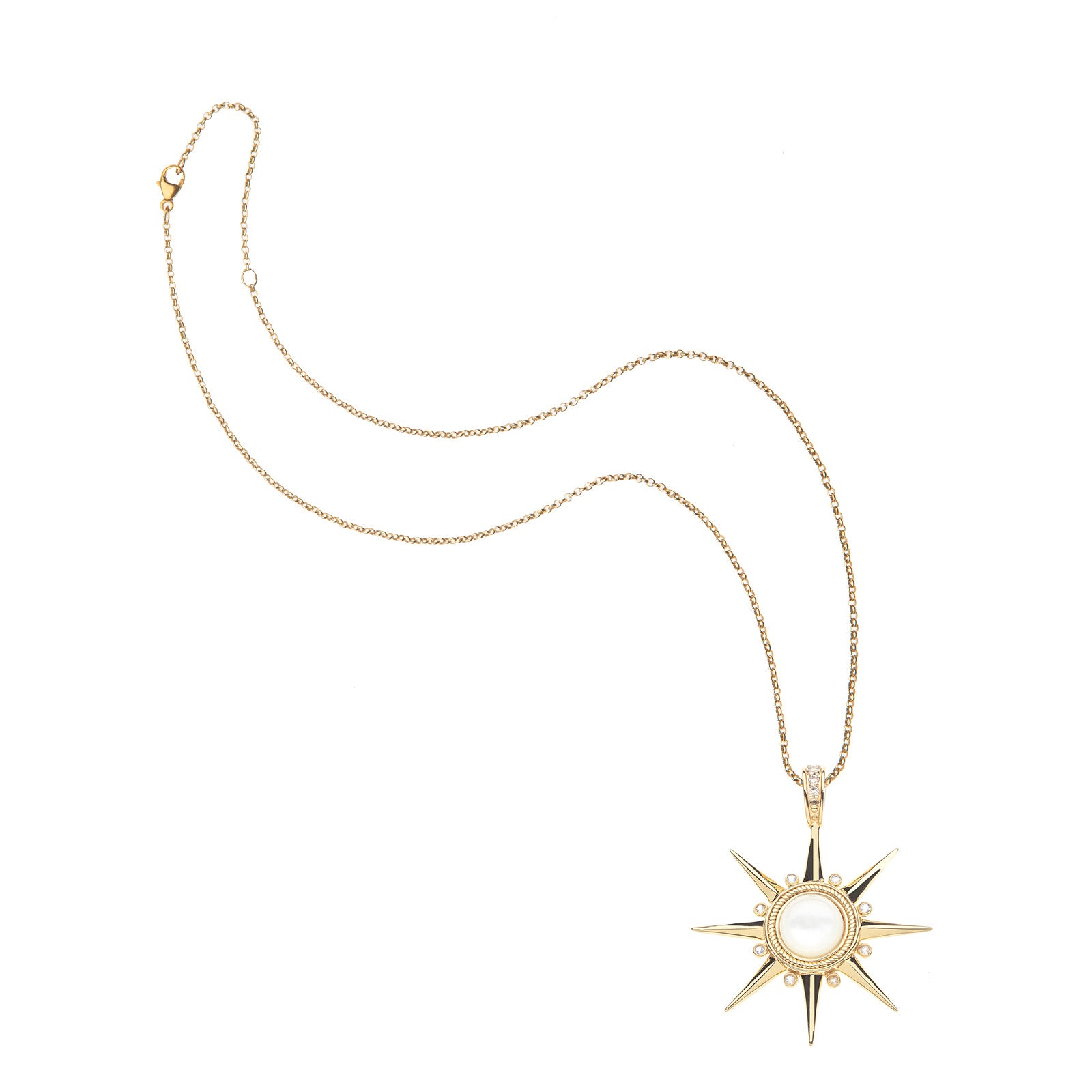 Strong supernova pendant on the classic rolo chain