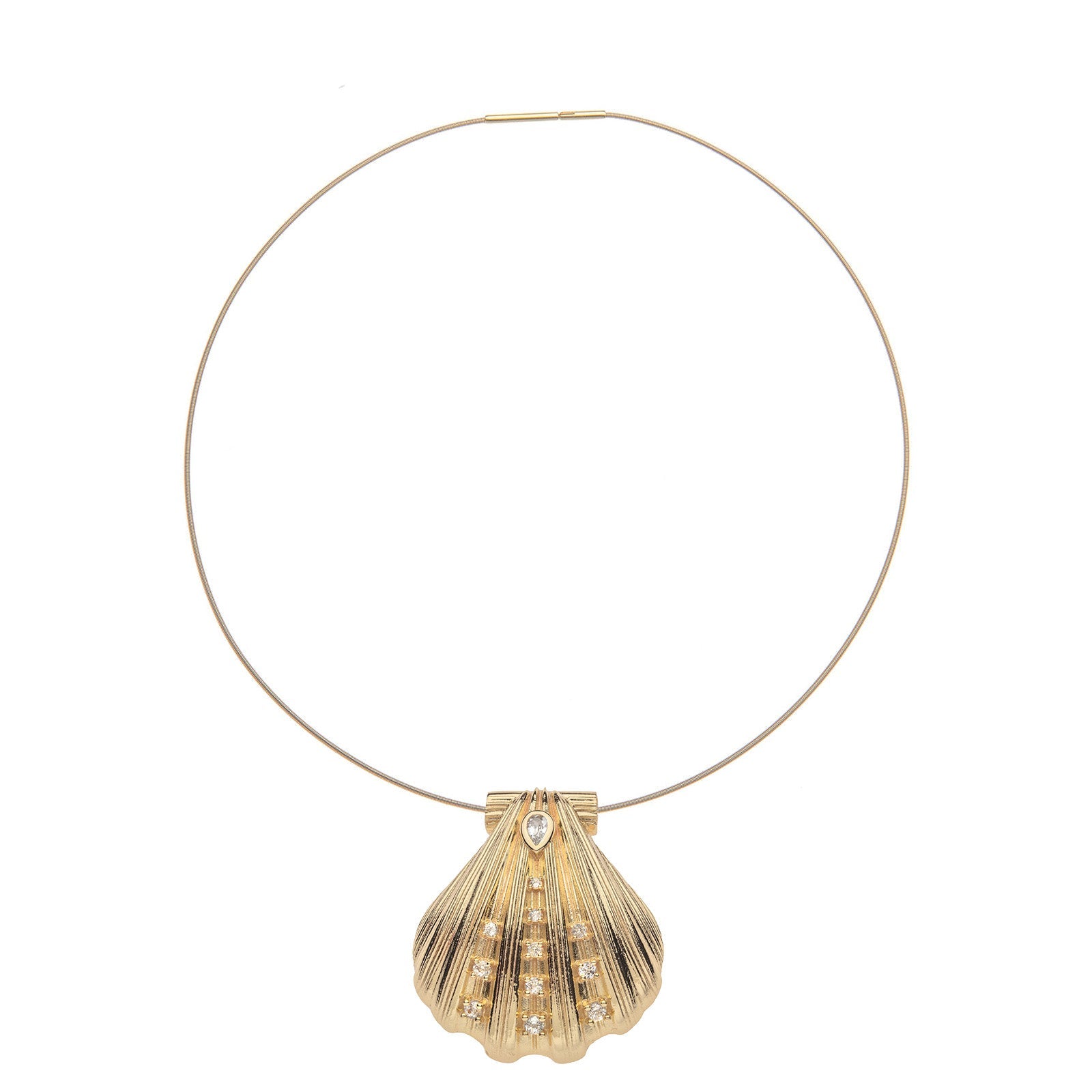 Gold clamshell pendant on omega wire