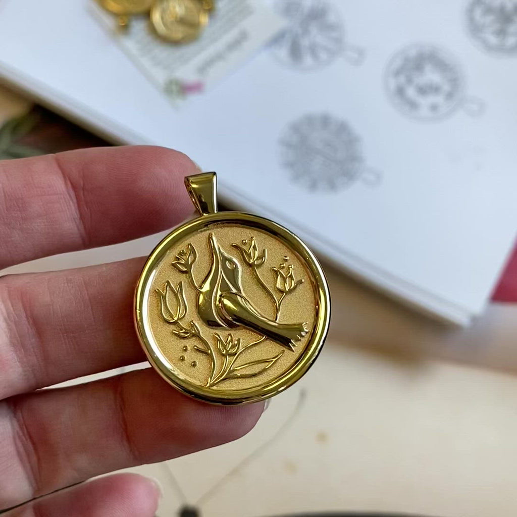 Coin Double-Sided 18 Pendant Necklace in 10k Gold